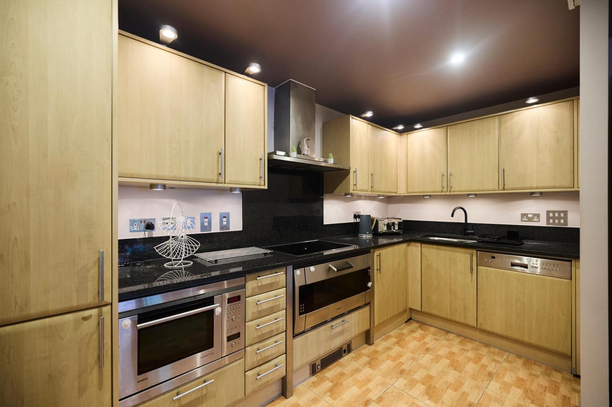 The Vauxhall Hideout - Comfy 2Bdr Flat With Balcony London Exterior foto